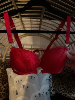 Best FB Sister Uudet rintaliivit