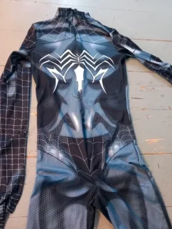 Discount Shein uusi naamiaispuku Spiderman S +maski