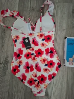 Sale Esmara Uusi naisten uimapuku koko S