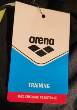 Arena Uusi urheilupusero, koko 46