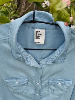 New H&M Vaalea farkkupaita