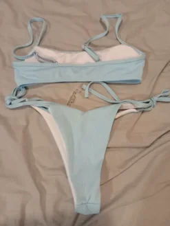 Clearance Vaalean siniset bikinit
