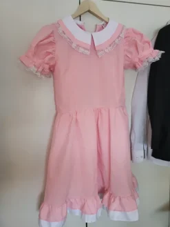 Outlet Vaaleanpunainen meidomekko