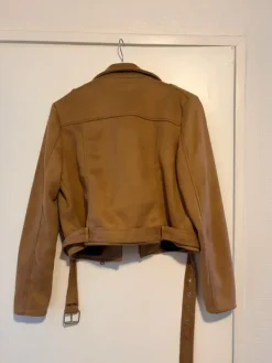 Best Primark vaaleanruskea takki