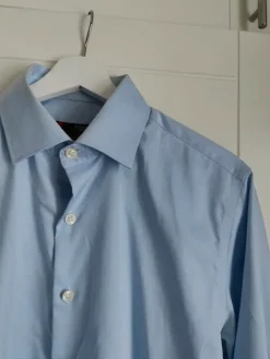 Sale Vaaleansininen kauluspaita