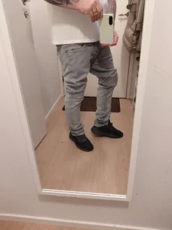 New Jack & Jones Vaalien harmaat farkut.