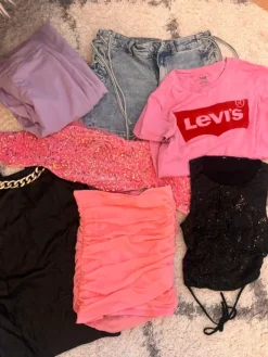 New useita vaatepaketti