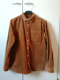 Online Vakosamettipaita