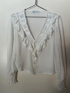 Online valkoinen paita