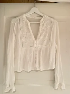 New Valkoinen pitsi kuvioitu paita