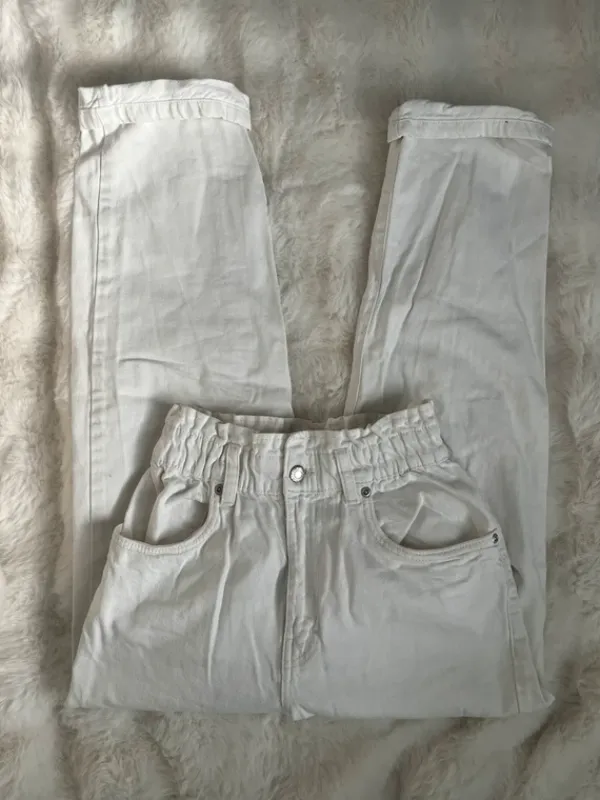 Outlet Valkoiset housut