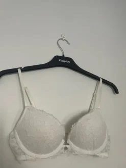 Sale Valkoiset rintaliivit