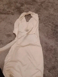 Online Valkonen pitkä toppi