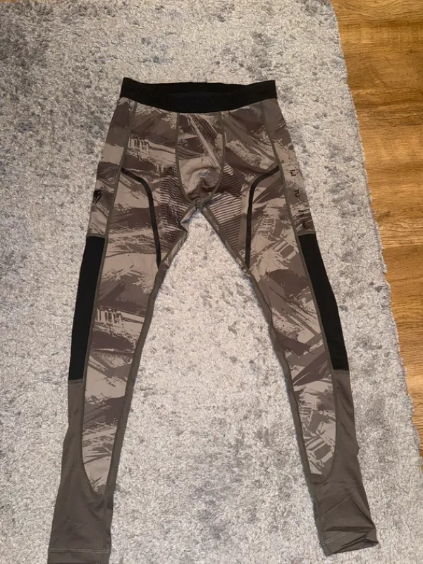 Best Venum Electron 3.0 Spats - Sand - M