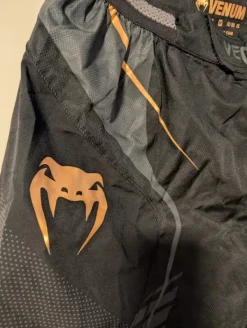 Outlet Venum shorts Mens M MMA Muay Thai Brazilian Jiujutsu