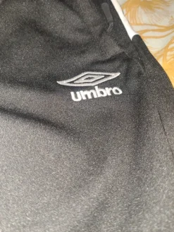 Online Umbro Verkkarit