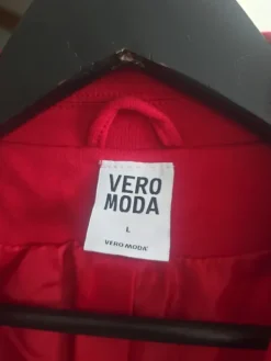 Clearance Vero Moda punainen jakku