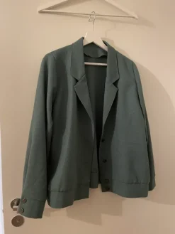 Hot Vihreä housupuku