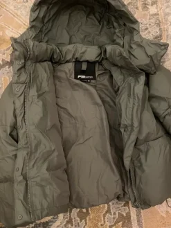 Clearance New Yorker Vihreä toppatakki