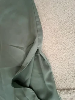 Hot Vihreä Vilan juhlamekko