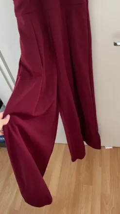 WalG Viininpunainen haalari