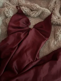 Sale Shein Viininpunainen mekko