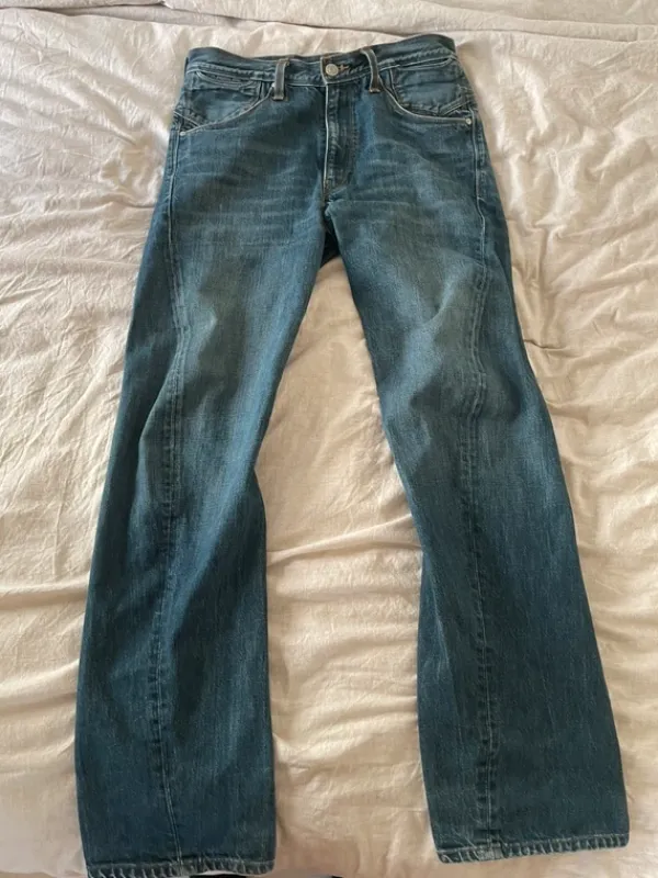 Clearance Vintage 2008 Levi’s Engineered Jeans W32