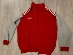 Outlet Vintage Adidas verkkatakki