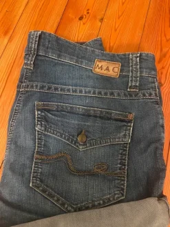 Discount MAC Jeans vintage farkkushortsit