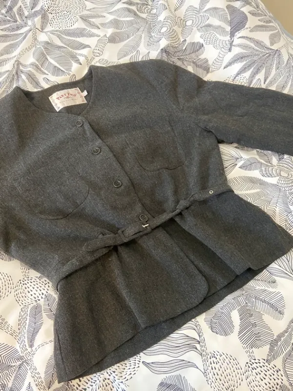 New Vintage Love -Waisted suit jacket