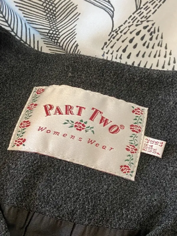 New Vintage Love -Waisted suit jacket