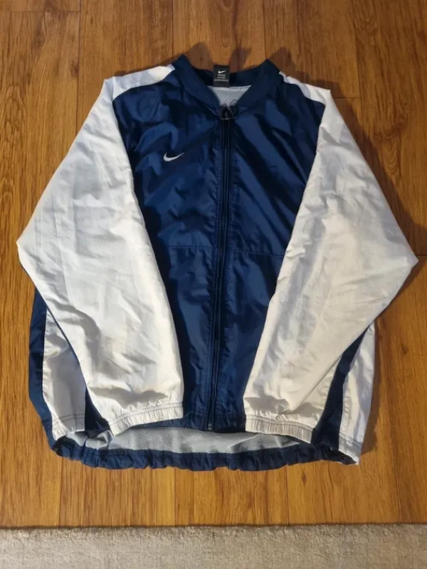 Clearance Nike Vintage windbreaker size m blue and white