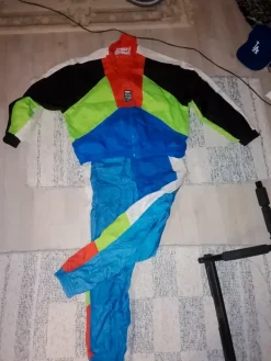 Online Vintage Puuma tuulipuku