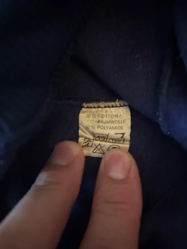 New Vintage urheiluasu