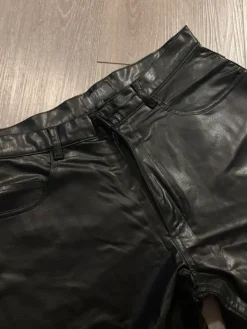 Discount Seppala Vinyyli housut 48 miesten