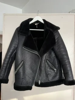 Outlet Vuorellinen biker takki