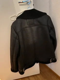 Clearance Vuorellinen tekonahkatakki