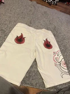 New SMOG White alt baggy jorts