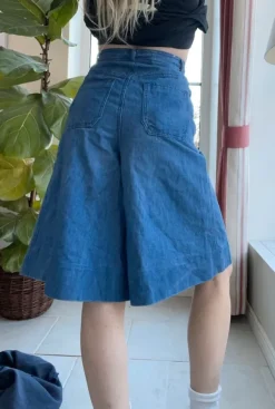 Sale Unique Wide legged high waisted capri pants