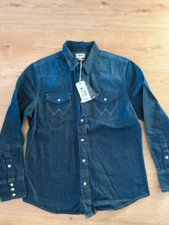 Hot Wrangler denim shirt