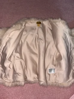 Clearance H&M XS kokoinen pörrötakki