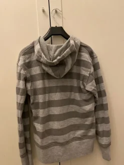 Clearance Y2K huppari