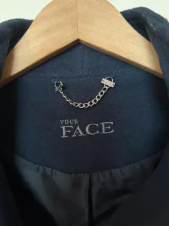 Outlet Your Face villakangastakki