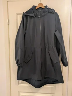 Hot Zizzi soffsell takki 46-48